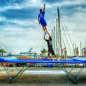 Trampoline Buying Guides: Eliazbeth William